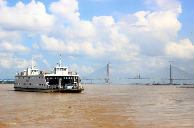 Bão Trâu Mộng thành nghé con, người SG cười tươi trở về nhà